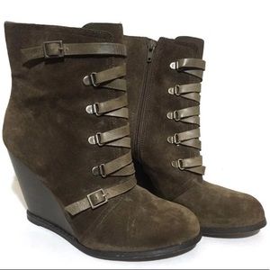 Women’s BCBG generation boots